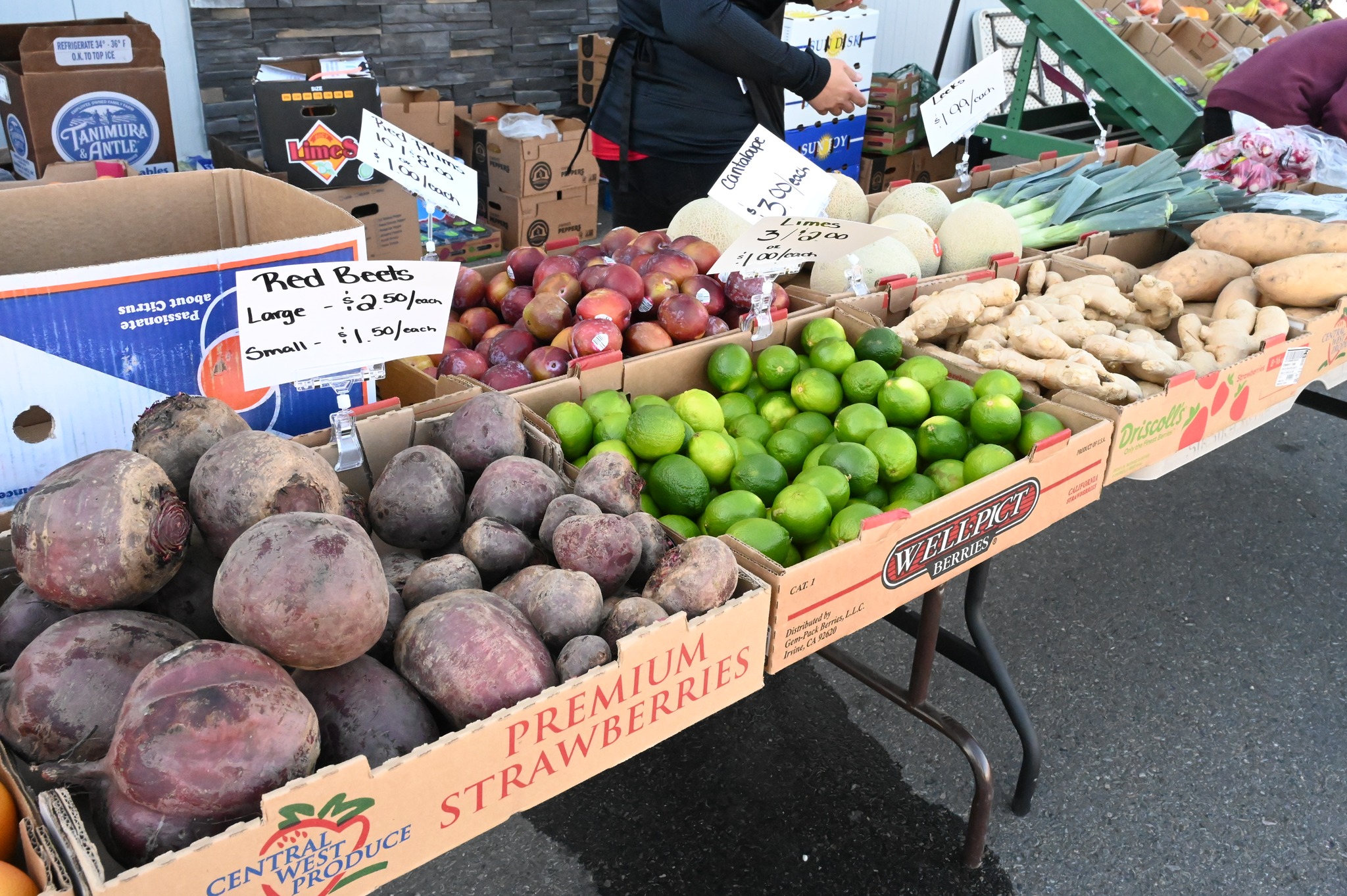 Harvesting Community: Siksika Food Centre Hosts Fall Healthy Choices Market and Fundraiser